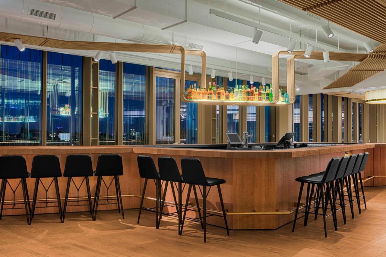 Hotel W Amsterdam Esterno foto The bar at the lounge